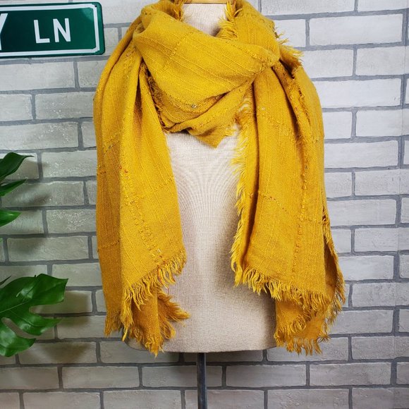 Maurices Textured Oblong Blanket Scarf - Picture 3 of 5